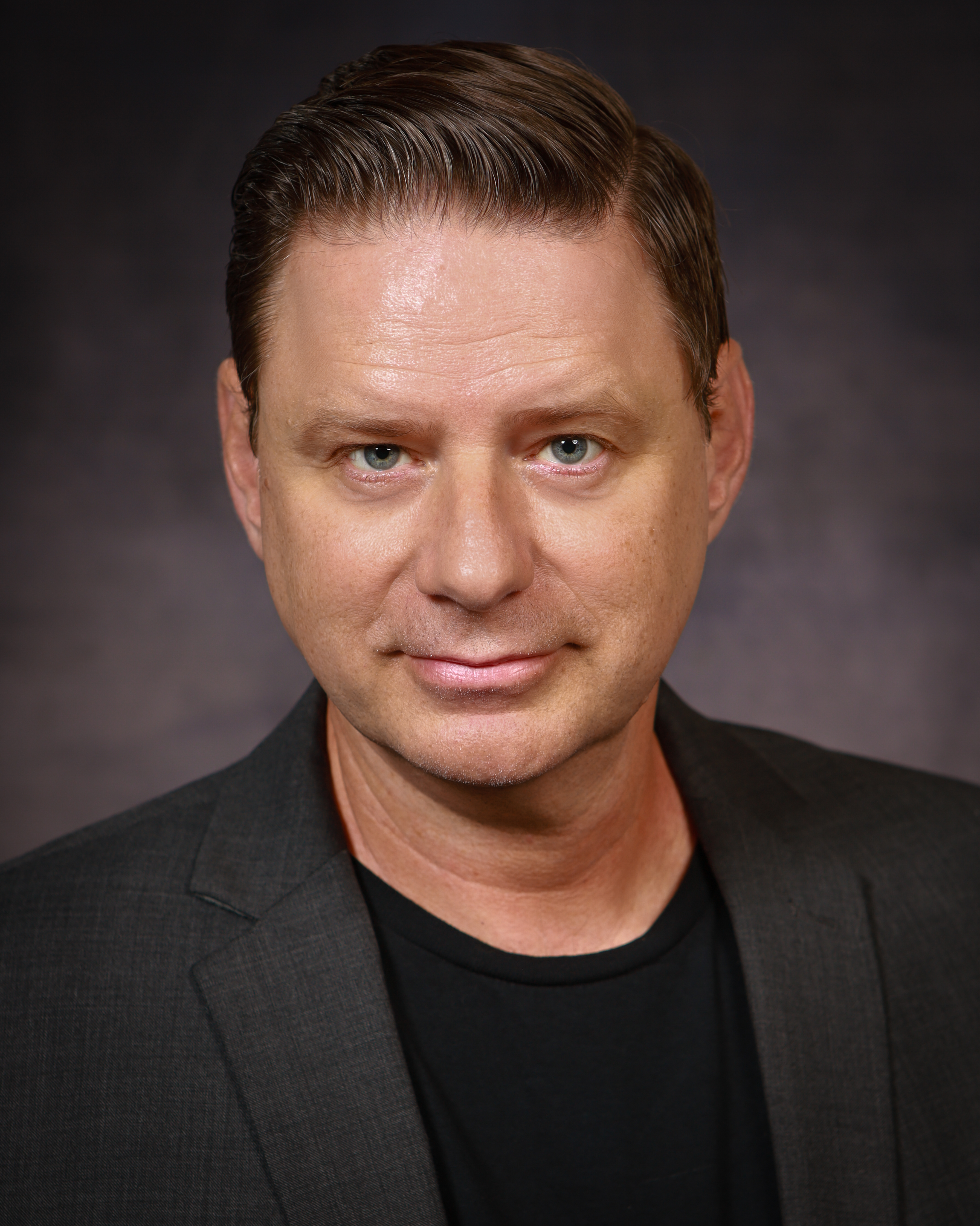 Toby Lister Headshot 4